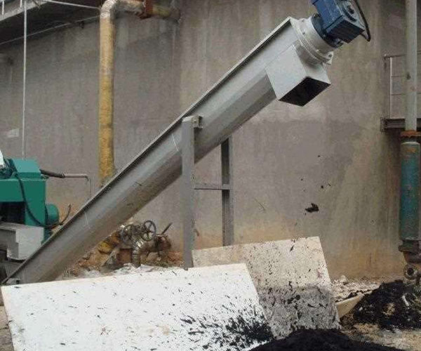 What is a Shaftless Screw Conveyor for Sludge?